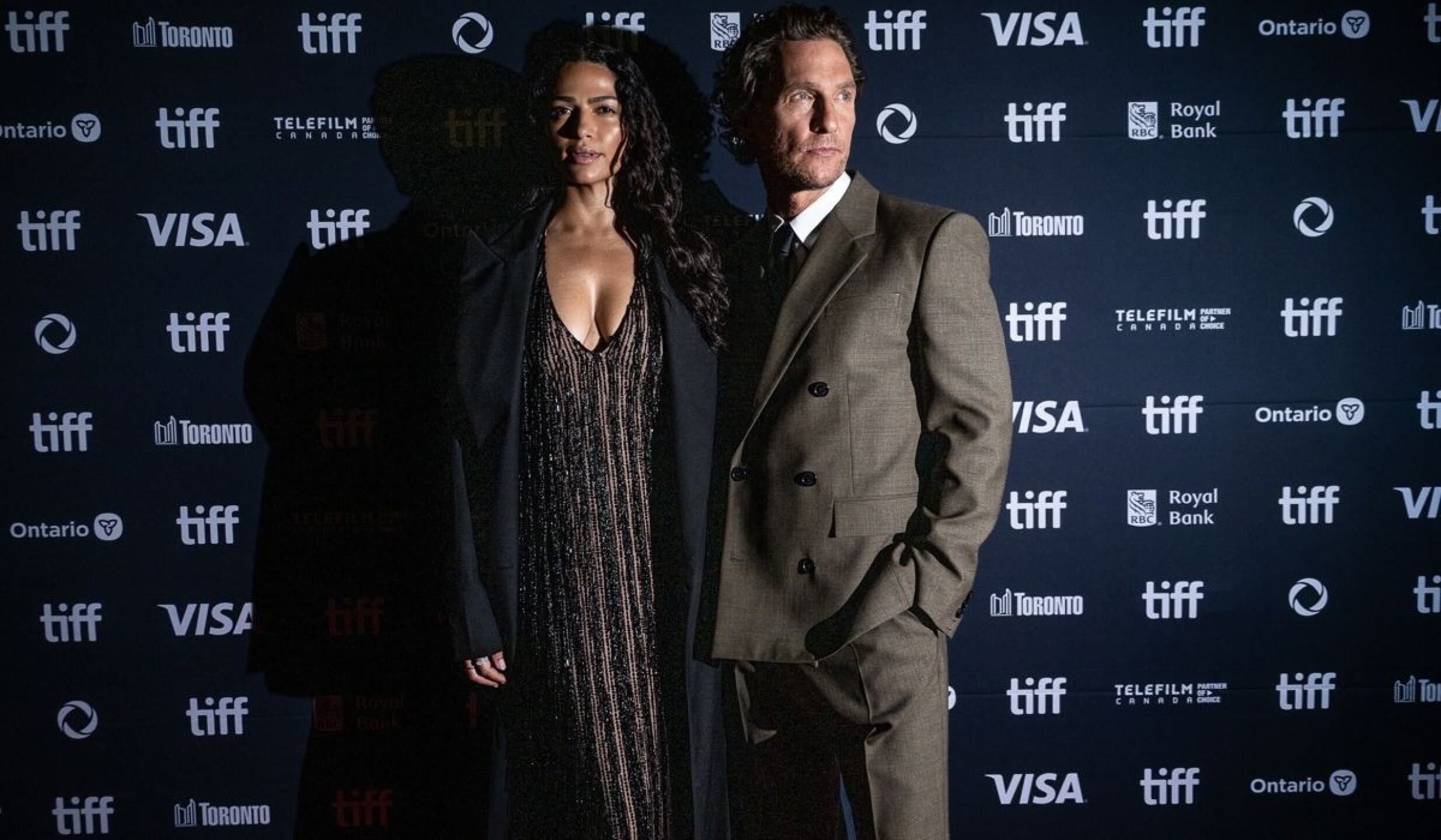 camila-alves-matthew-mcconaughey.jpg