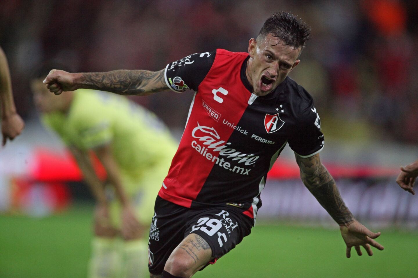 Brian Lozano, jugador de Atlas celebra su anotación, esto en partido correspondiente a la Jornada 9 del Torneo Clausura Temporada 2022-2023 de la Liga MX.