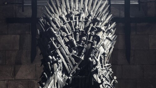 trono-game-of-thrones-subasta