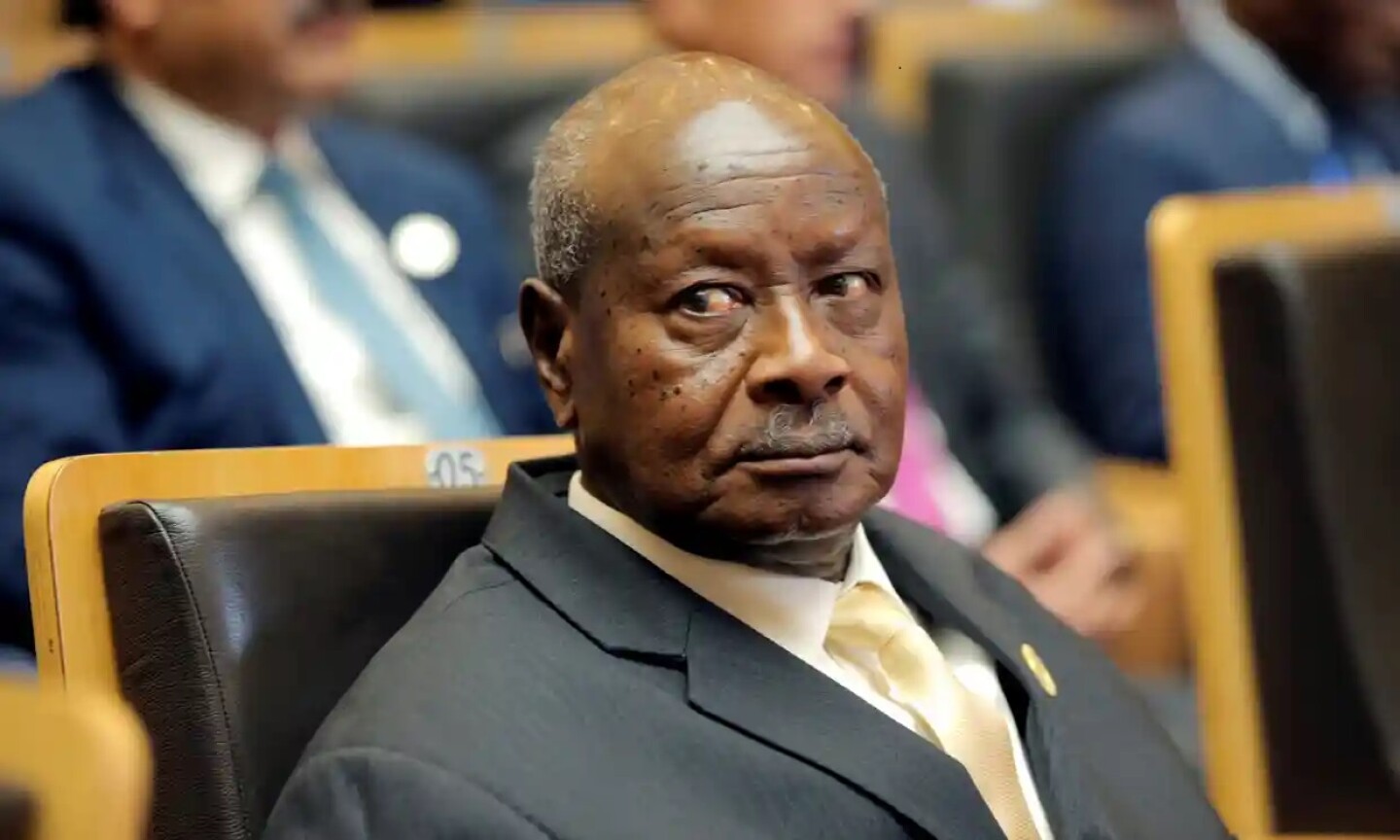 presidente_de_uganda_promulga_ley_antilgbtq