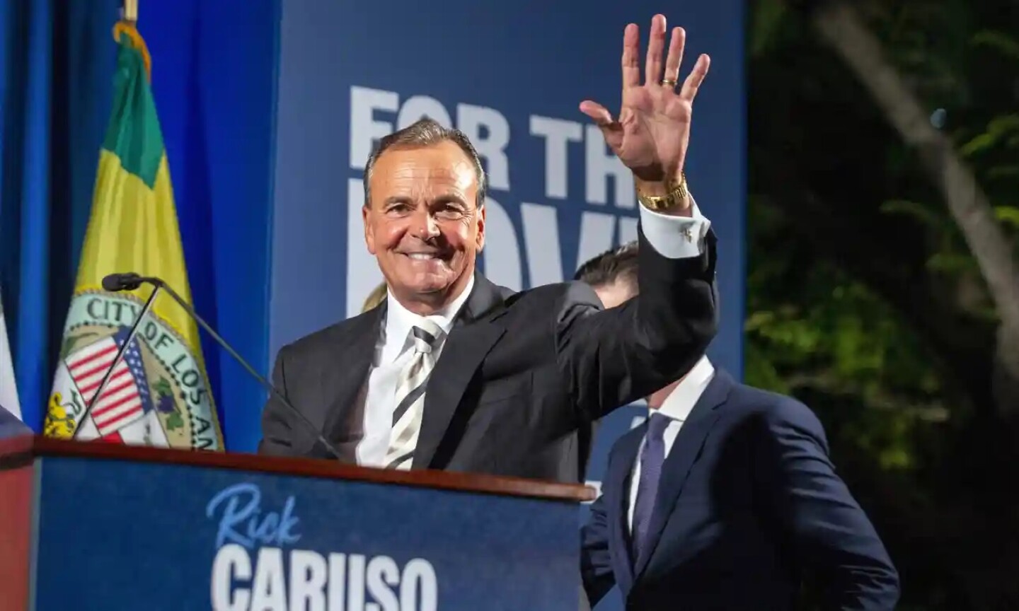 caruso_italiano_debate_alcaldía_los_ángeles