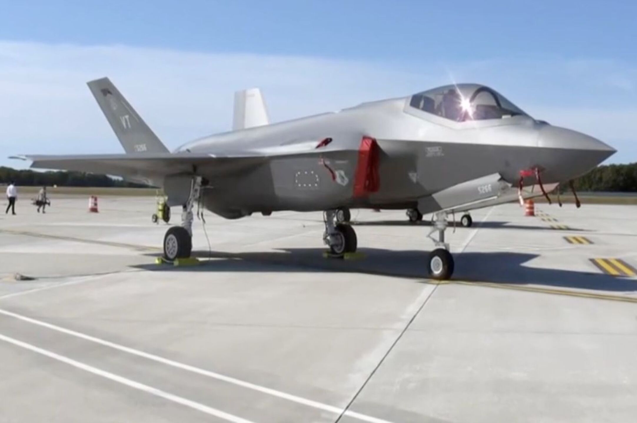 estados-unidos-lleva-aviones-de-combate-f-35-a-puerto-rico-para-combatir-a-carteles-en-el-caribe